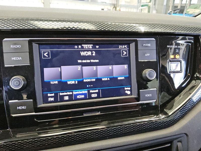 Volkswagen Polo 1.0 Life — zdjęcie 33