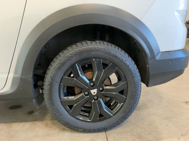 Dacia Jogger 1.0 TCe Extreme — zdjęcie 17