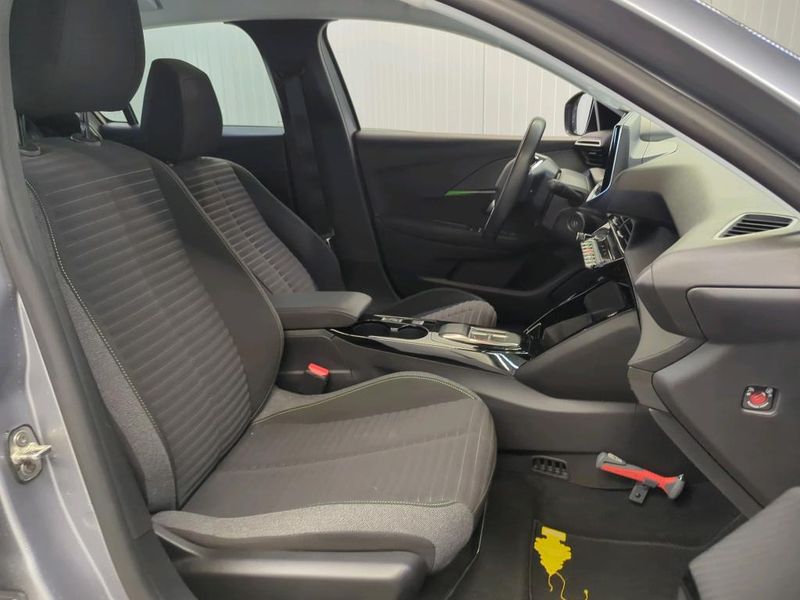 Peugeot 208 electric drive 100 kW e Allure — zdjęcie 5