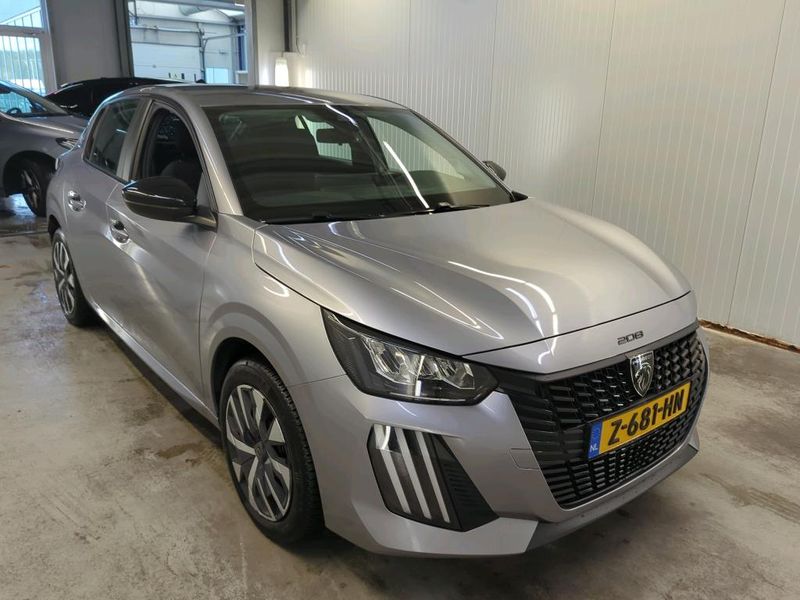 Peugeot 208 electric drive 100 kW e Allure — zdjęcie 2