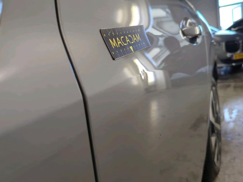 Peugeot 208 electric drive 100 kW e Allure — zdjęcie 27