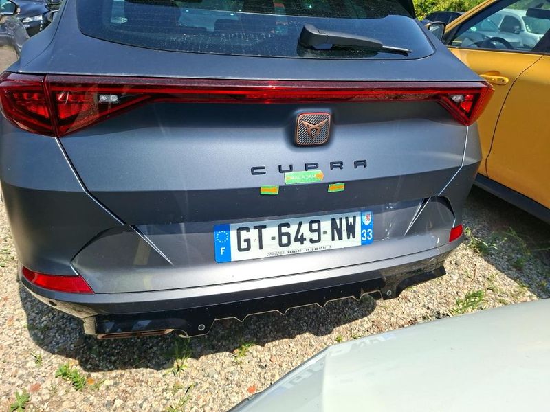 Cupra Formentor 1.4 e-HYBRID Business Edition — zdjęcie 30