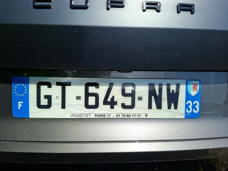 Cupra Formentor 1.4 e-HYBRID Business Edition — zdjęcie 14