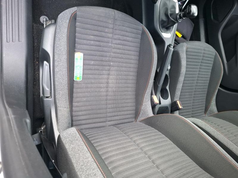 Peugeot 2008 1.5 Blue-HDi Active — zdjęcie 20