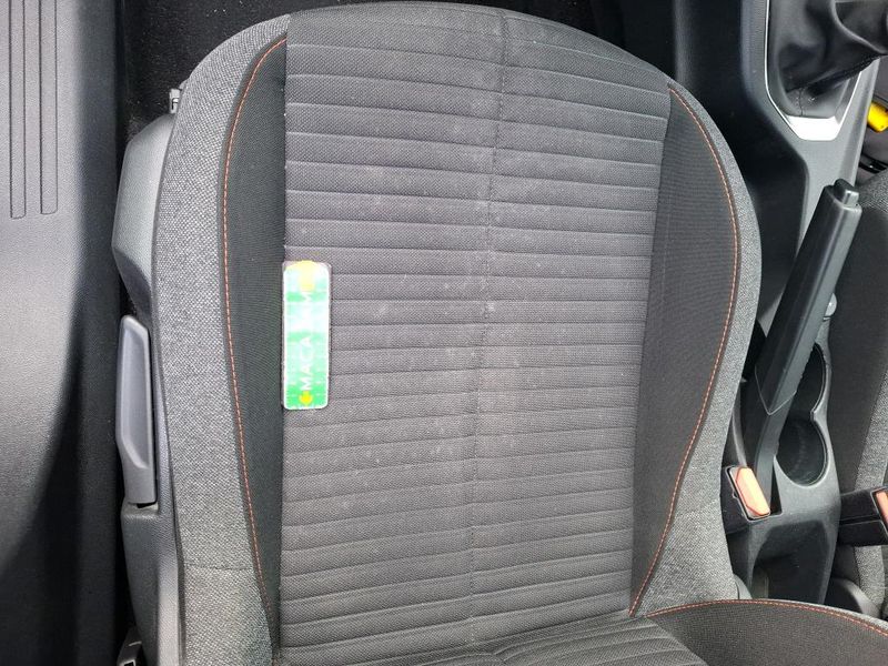Peugeot 2008 1.5 Blue-HDi Active — zdjęcie 21
