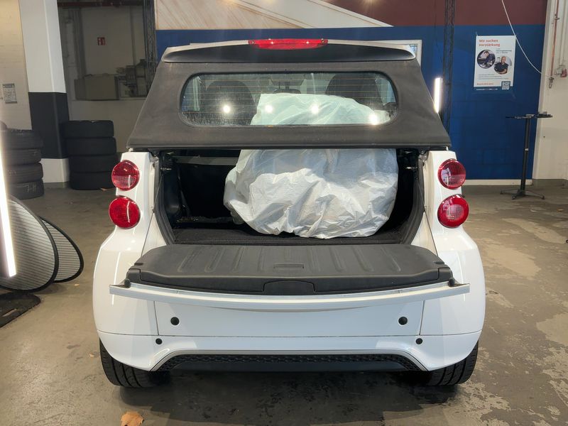 Smart fortwo 1.0 Micro Hybrid Drive pulse — zdjęcie 10