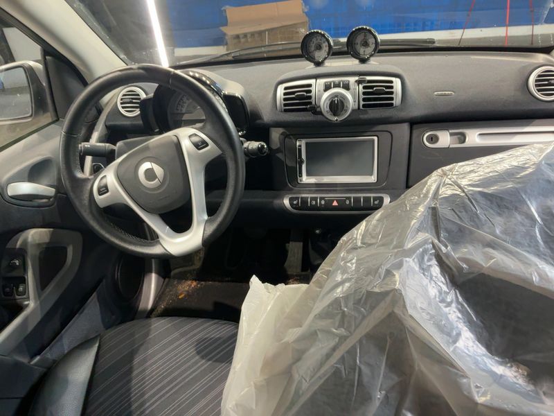 Smart fortwo 1.0 Micro Hybrid Drive pulse — zdjęcie 12