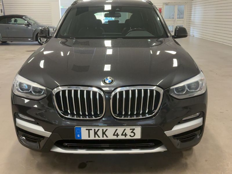 BMW X3 xDrive 20d xLine — zdjęcie 9