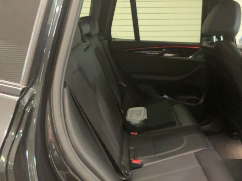 BMW X3 xDrive 20d xLine — zdjęcie 14
