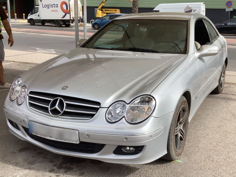 Mercedes-Benz CLK-Klasse CLK 220 CDI Avantgarde