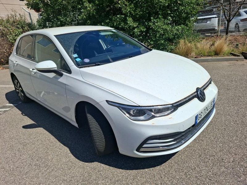 Volkswagen Golf VIII 1.5 eTSI ACT Active — zdjęcie 2