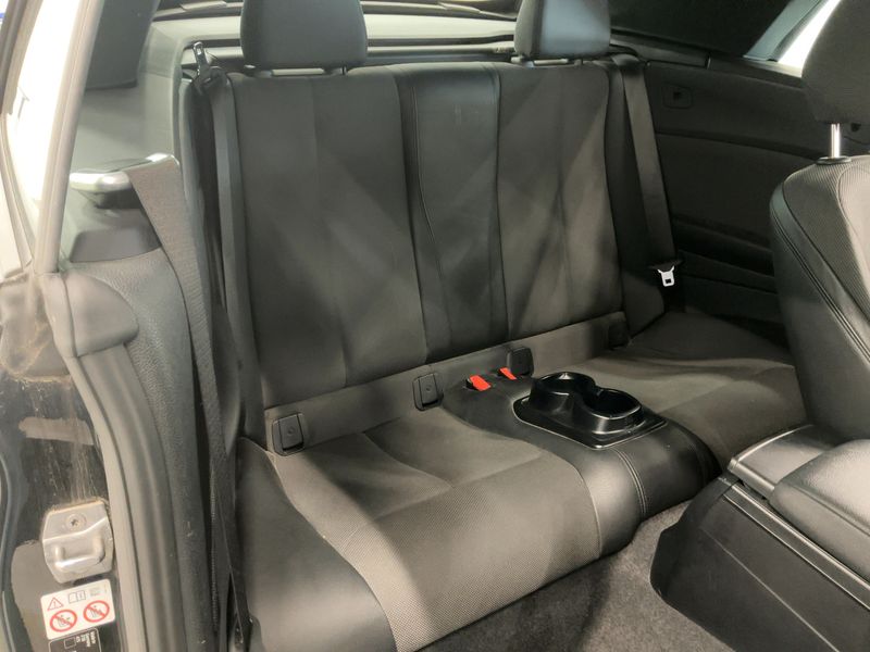 BMW 2er 218i Sport Line — zdjęcie 14