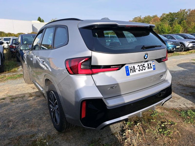 BMW X1 xDrive 23d Mild-Hybrid M Sport — zdjęcie 3