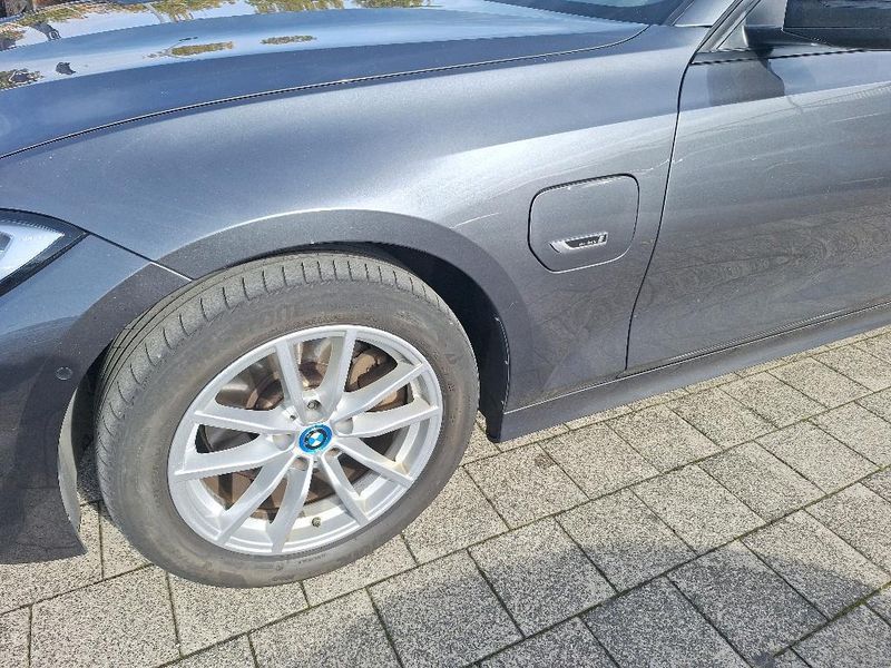 BMW 3er 320e Advantage — zdjęcie 35