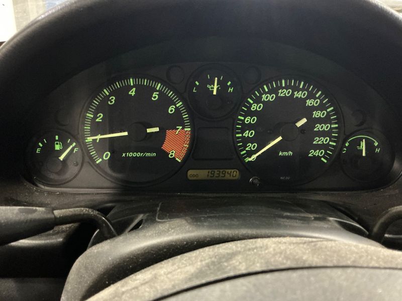 Mazda MX-5 1.6 Roadster — zdjęcie 4