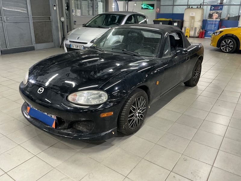 Mazda MX-5 1.6 Roadster — zdjęcie 1