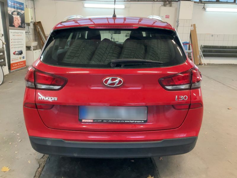 Hyundai i30 1.0 T-GDI Select — zdjęcie 5