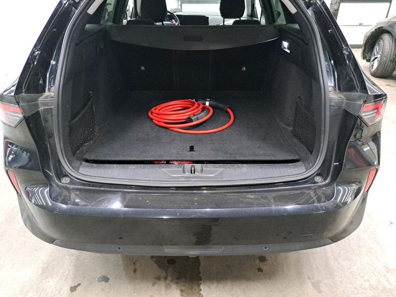 Opel Astra 1.6 Plug-in Hybrid Business Edition — zdjęcie 3