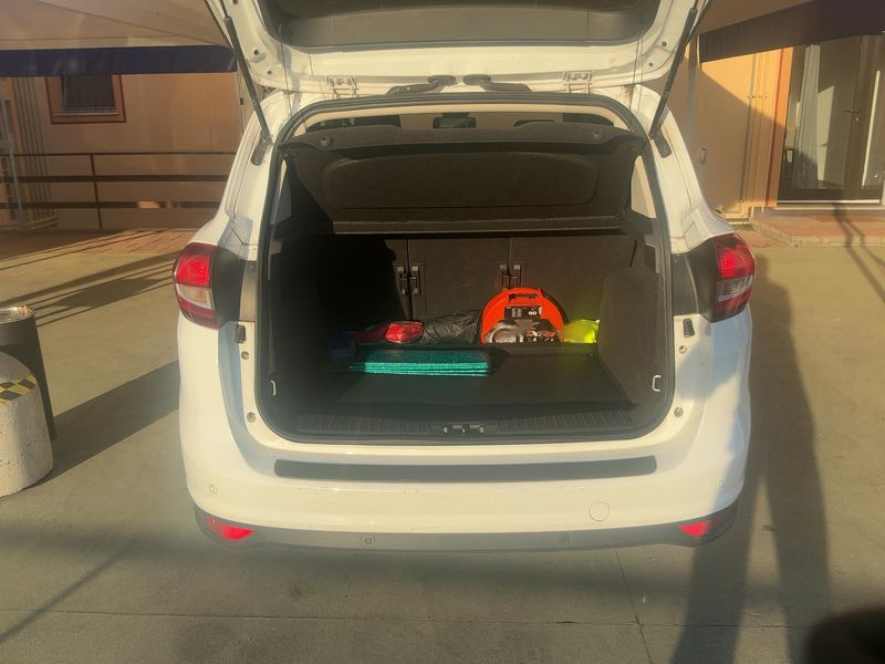Ford C-Max 1.5 TDCi Titanium — zdjęcie 10