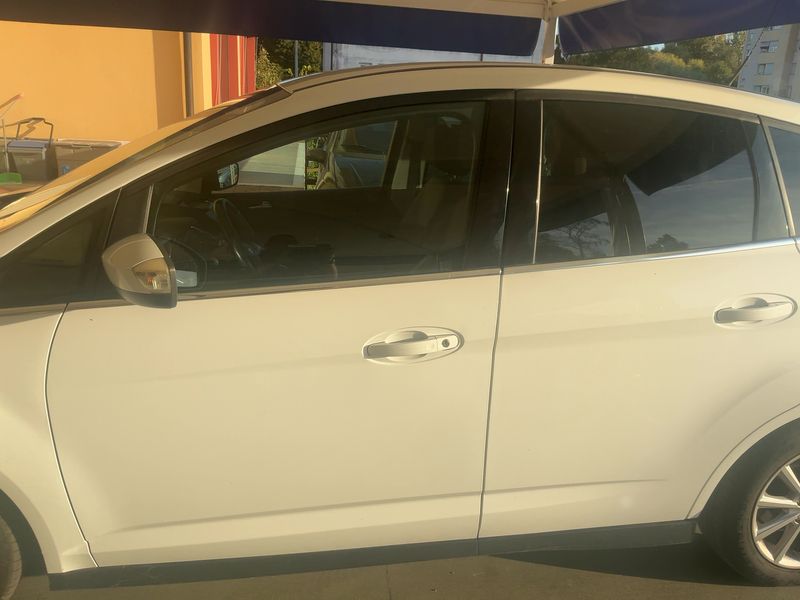 Ford C-Max 1.5 TDCi Titanium — zdjęcie 4