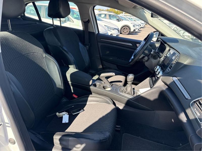 Renault Megane 1.5 BLUE dCi Business — zdjęcie 6