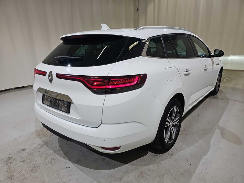 Renault Megane 1.5 BLUE dCi Equilibre — zdjęcie 5
