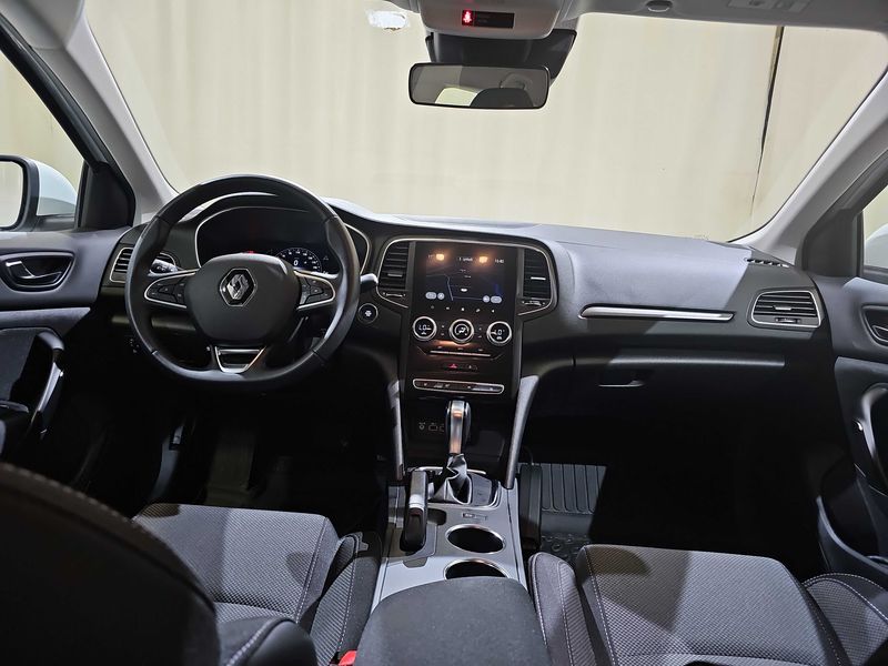 Renault Megane 1.5 BLUE dCi Equilibre — zdjęcie 11