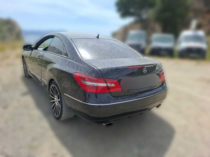 Mercedes-Benz E-Klasse E 350 CDI BlueEfficiency Avantgarde — zdjęcie 3