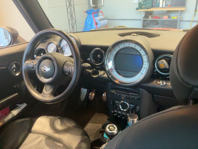 MINI Cabrio Cooper S — zdjęcie 12