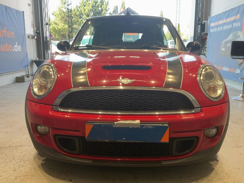 MINI Cabrio Cooper S — zdjęcie 9