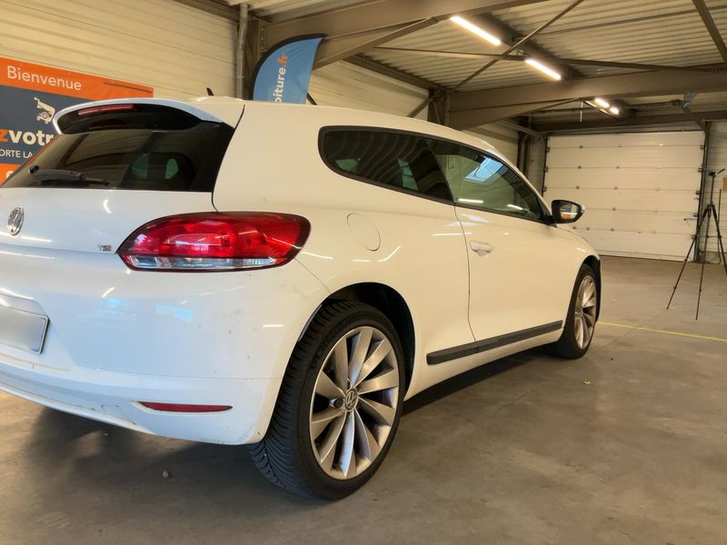 Volkswagen Scirocco 1.4 TSI Carat — zdjęcie 6