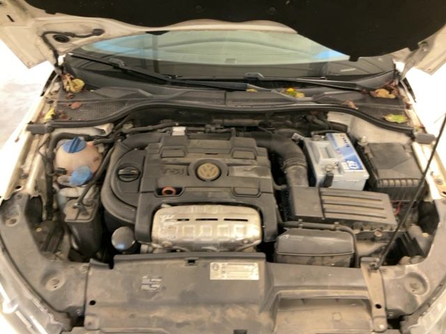 Volkswagen Scirocco 1.4 TSI Carat — zdjęcie 26
