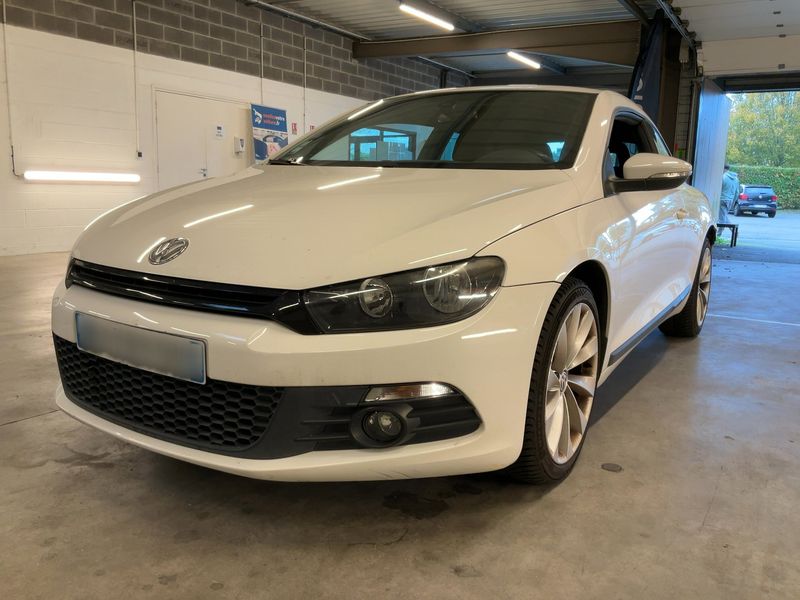 Volkswagen Scirocco 1.4 TSI Carat — zdjęcie 1