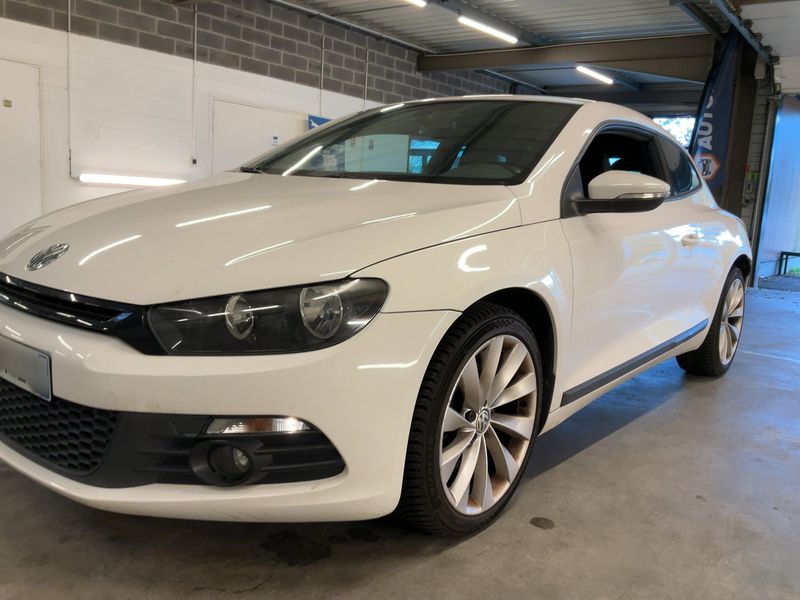 Volkswagen Scirocco 1.4 TSI Carat — zdjęcie 2