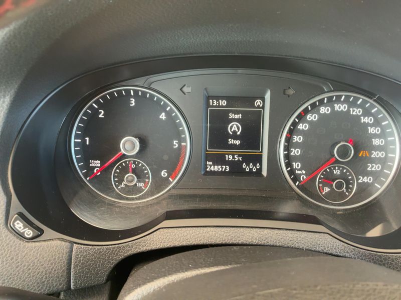 Seat Alhambra 2.0 TDI Xcellence Travel Edition — zdjęcie 13