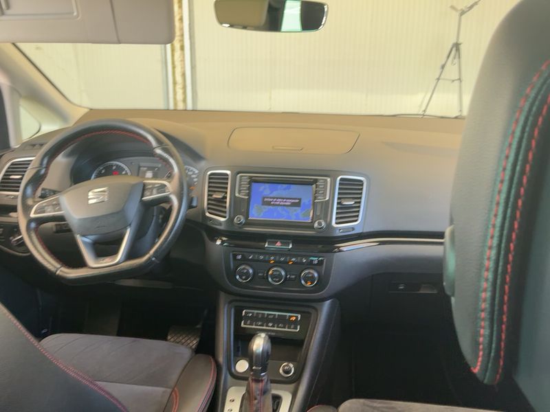 Seat Alhambra 2.0 TDI Xcellence Travel Edition — zdjęcie 12
