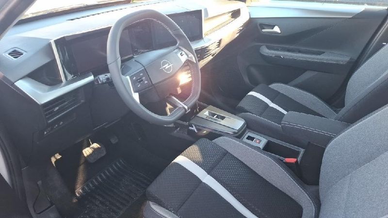 Opel Frontera electric drive 83 kW GS — zdjęcie 5