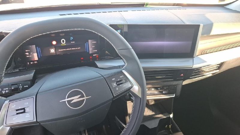 Opel Frontera electric drive 83 kW GS — zdjęcie 6