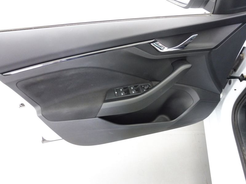 Skoda Scala 1.0 TSI Selection — zdjęcie 14
