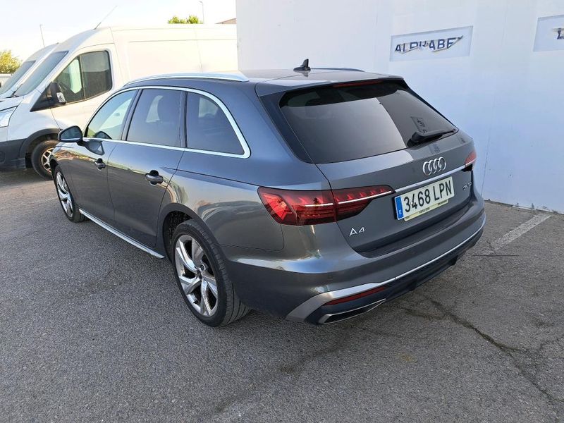 Audi A4 35 TDI Mild-Hybrid S line — zdjęcie 3