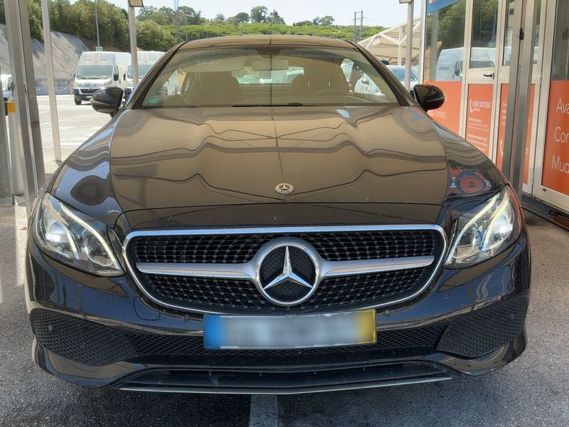 Mercedes-Benz E-Klasse E 220 d Avantgarde — zdjęcie 9