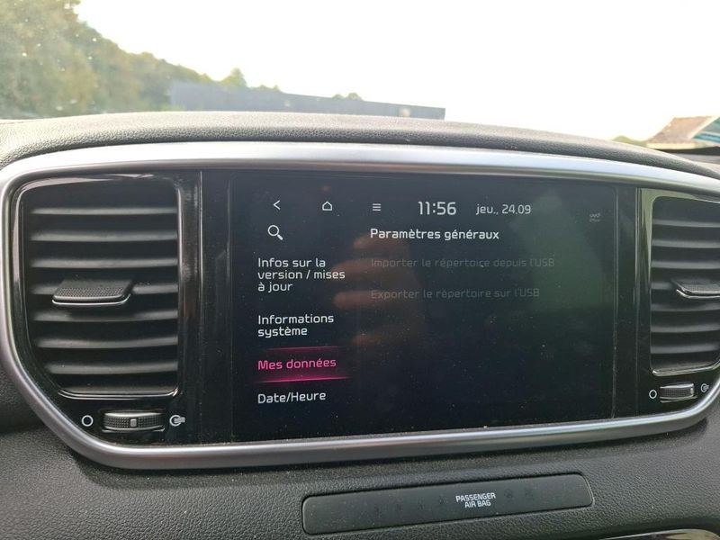 Kia Sportage 1.6 CRDi Mild-Hybrid Black Edition Business 2WD — zdjęcie 14