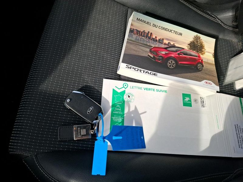 Kia Sportage 1.6 CRDi Mild-Hybrid Black Edition Business 2WD — zdjęcie 23