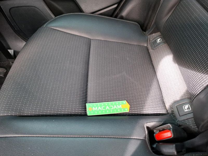 Kia Sportage 1.6 CRDi Mild-Hybrid Black Edition Business 2WD — zdjęcie 19