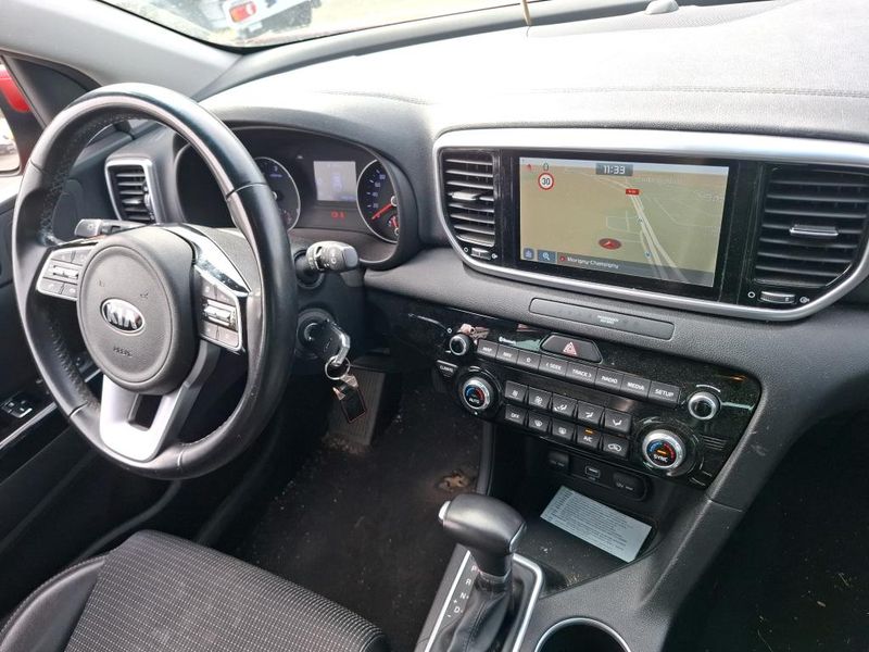 Kia Sportage 1.6 CRDi Mild-Hybrid Black Edition Business 2WD — zdjęcie 5