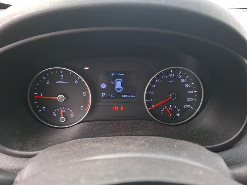 Kia Sportage 1.6 CRDi Mild-Hybrid Black Edition Business 2WD — zdjęcie 10