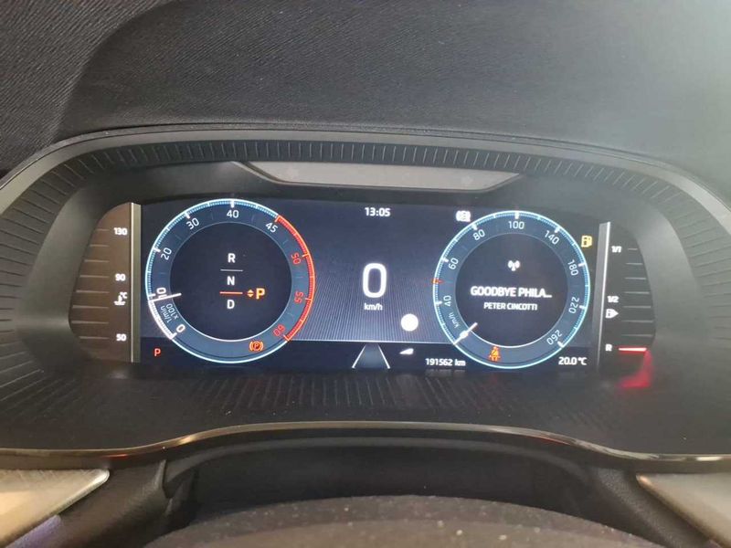 Skoda Octavia 2.0 TDI Tour — zdjęcie 8