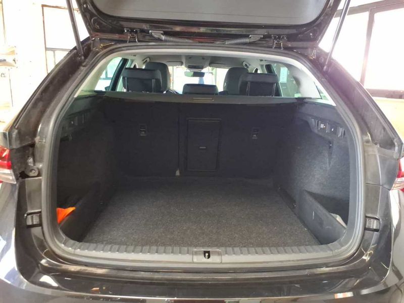 Skoda Octavia 2.0 TDI Tour — zdjęcie 5