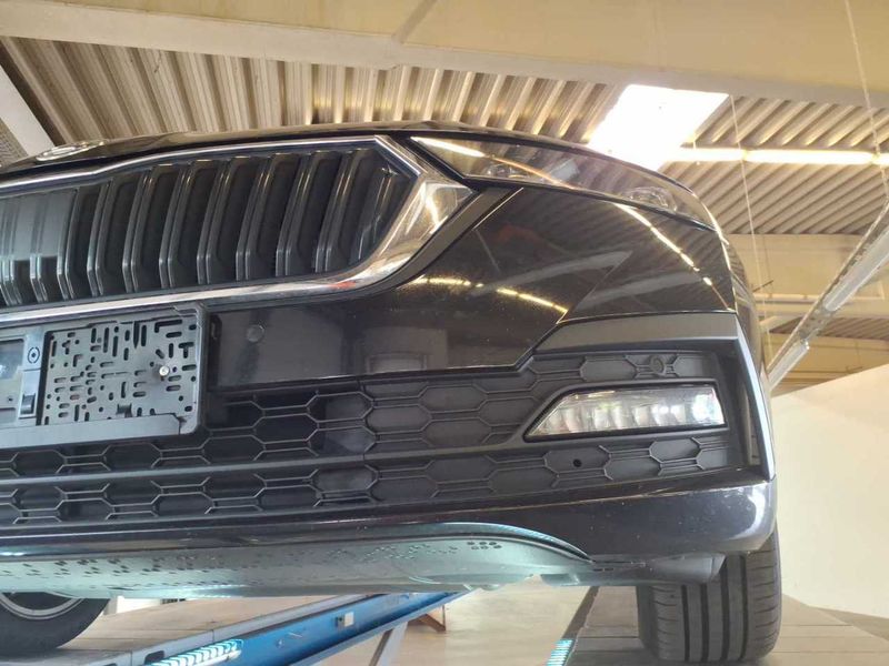 Skoda Octavia 2.0 TDI Tour — zdjęcie 43