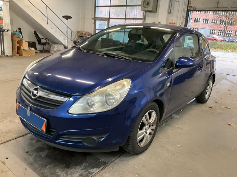 Opel Corsa 1.4 Enjoy — zdjęcie 1